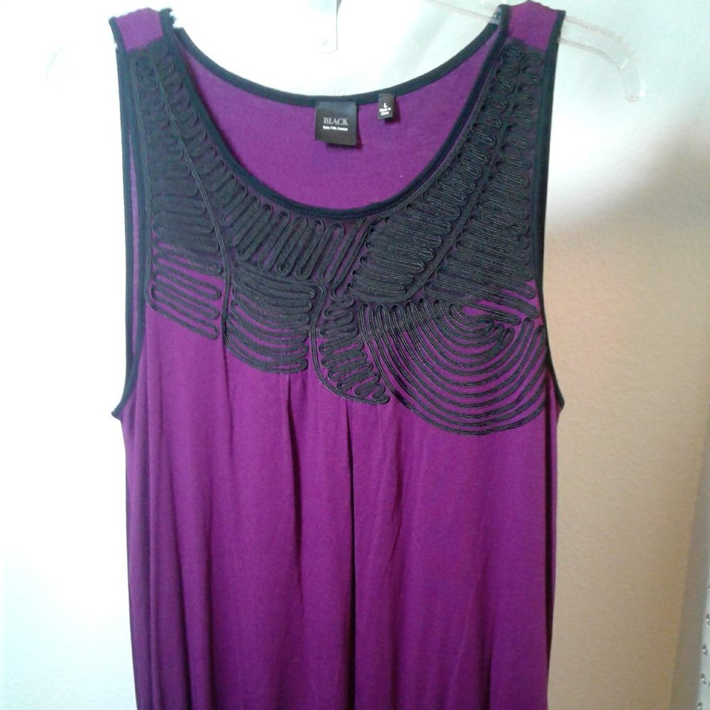 BLACK Saks Fifth Avenue Sleevless Top L